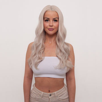 Izzy First Class - Alopecia